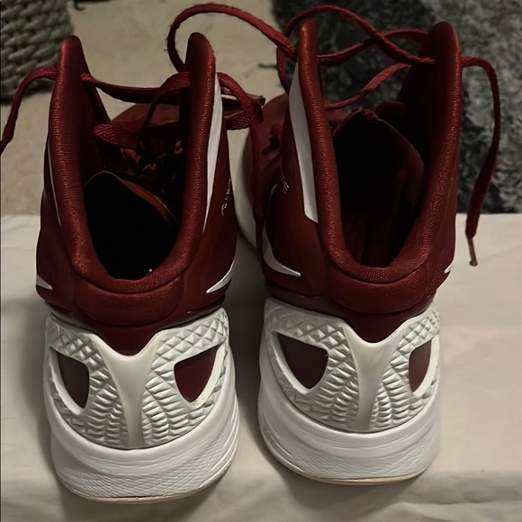 Nike Hyperdunk men’s basketball shoes - Picture 3 of 6